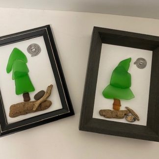Medium Framed Item